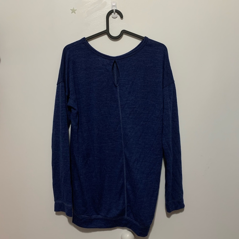 Light sweater - Picture 2 of 6